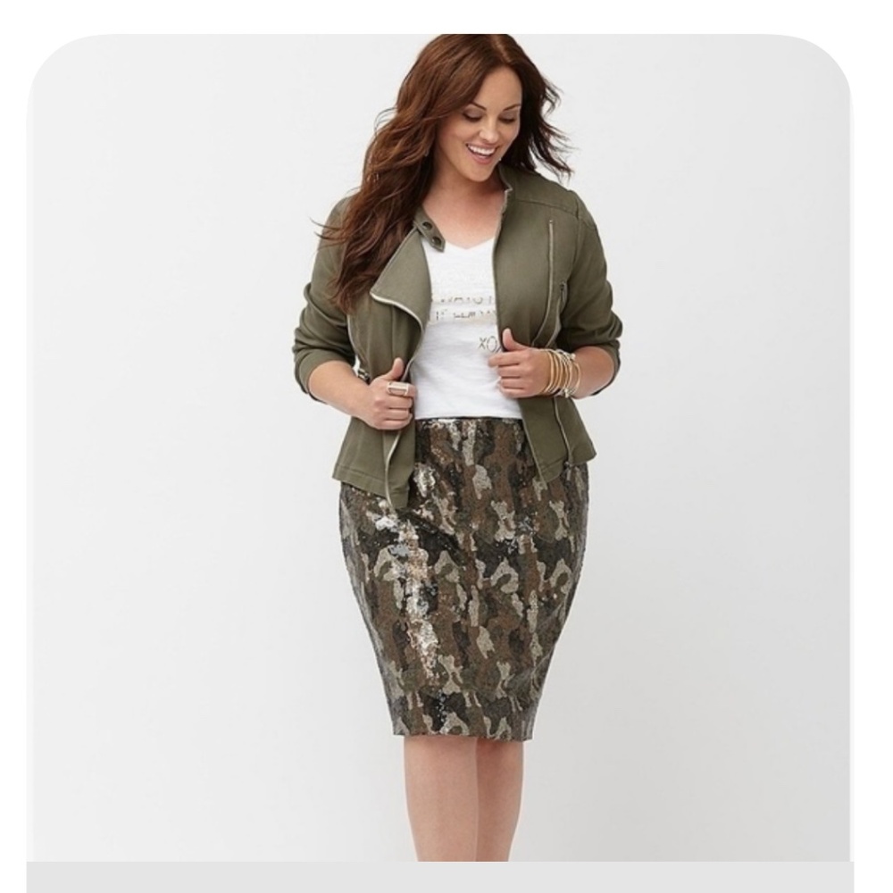 Lane Bryant Sequin Camo Skirt Size 22 NWT